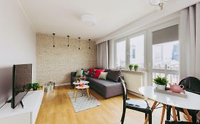 Oomph Warsaw Downtown Apartments